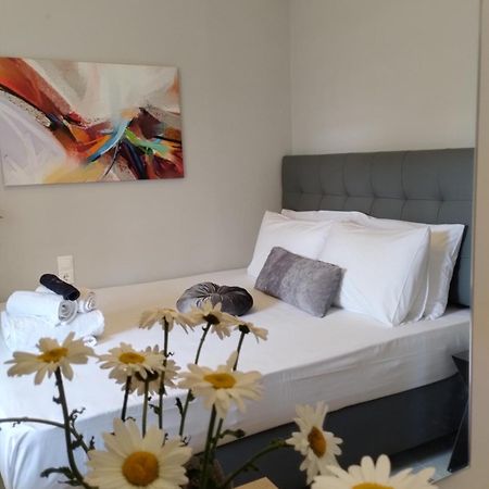 Ilios Apartment นีดรี ภายนอก รูปภาพ