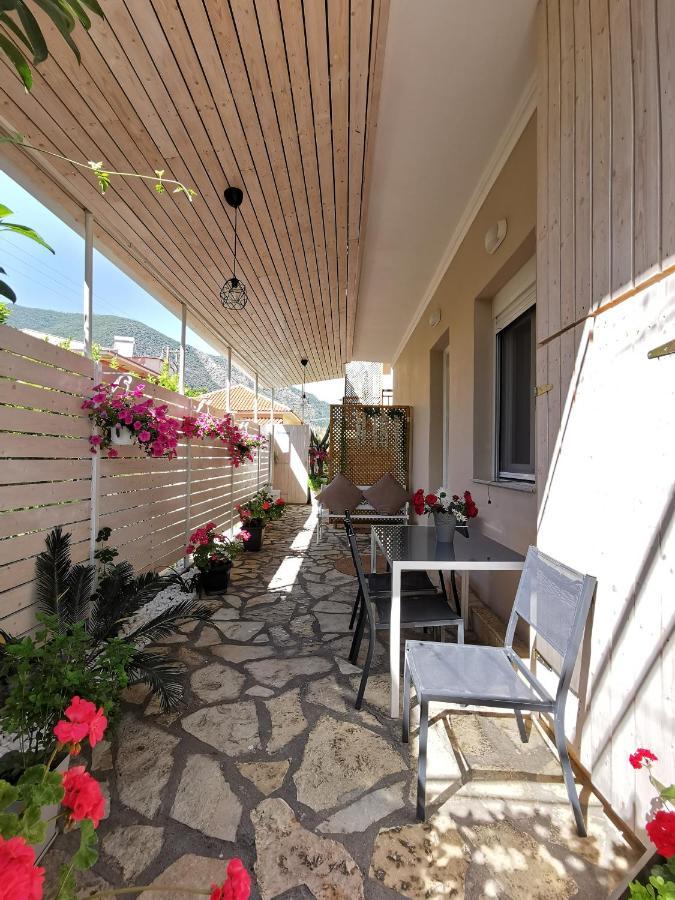 Ilios Apartment นีดรี ภายนอก รูปภาพ