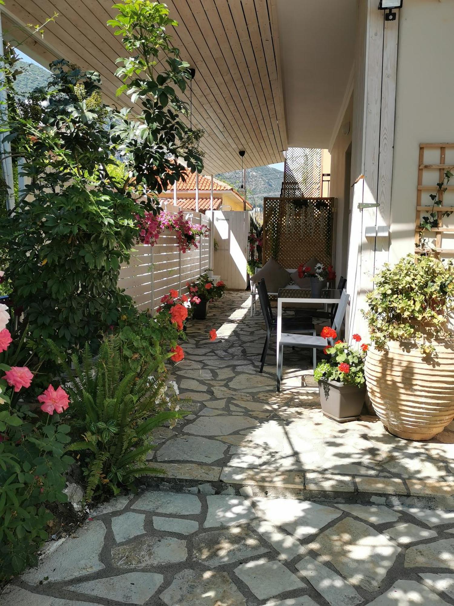 Ilios Apartment นีดรี ห้อง รูปภาพ