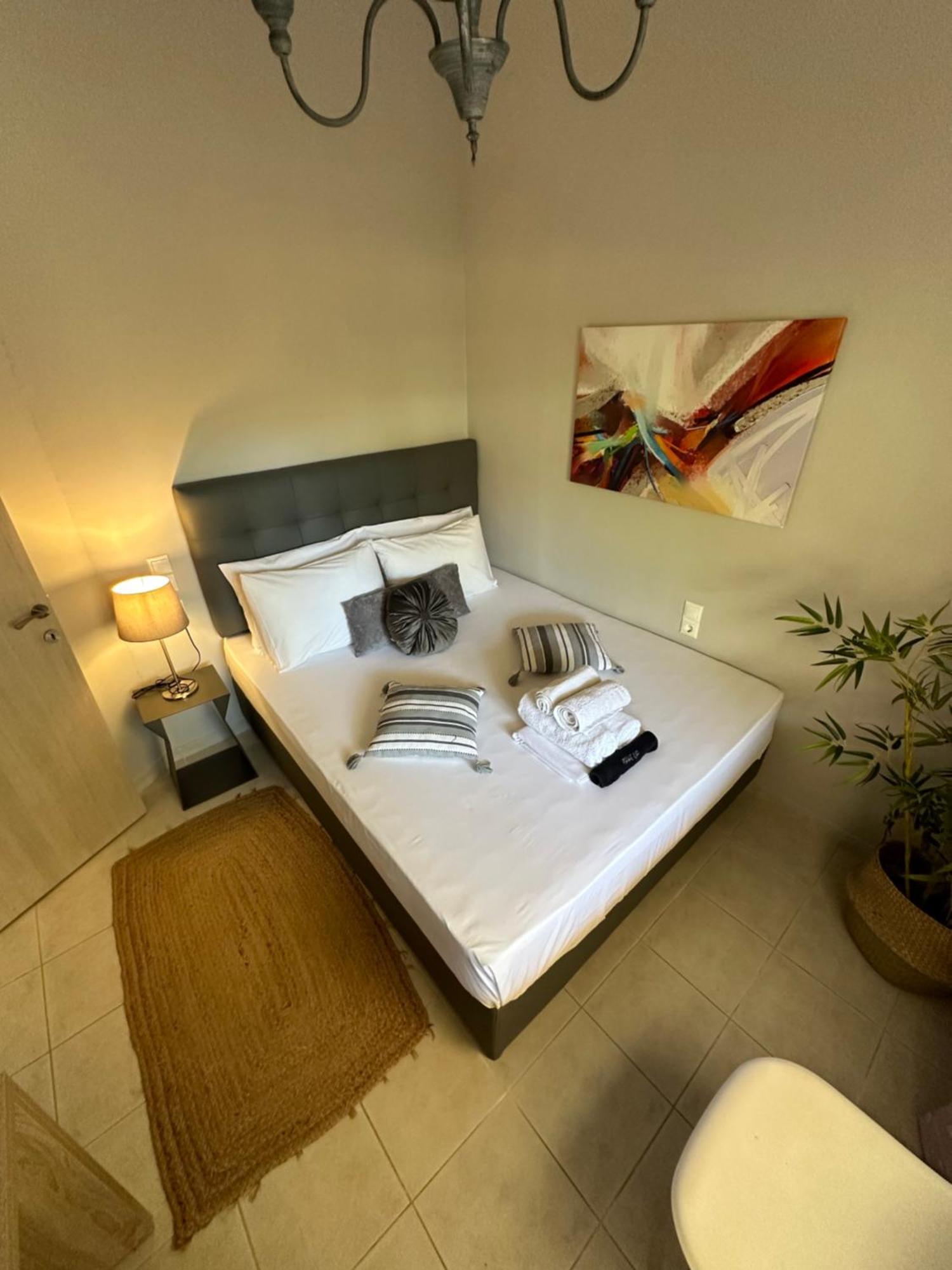Ilios Apartment นีดรี ภายนอก รูปภาพ