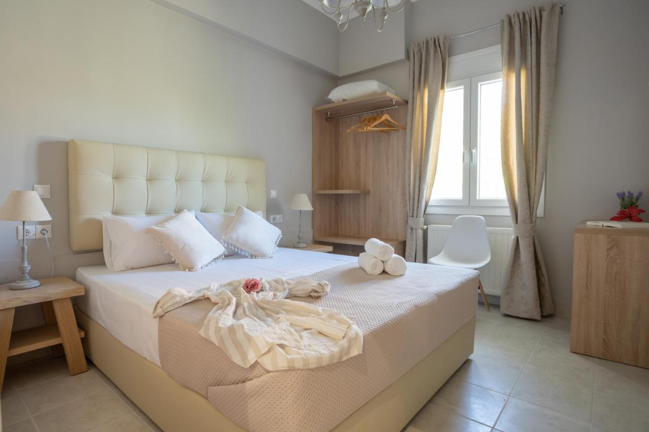 Ilios Apartment นีดรี ภายนอก รูปภาพ